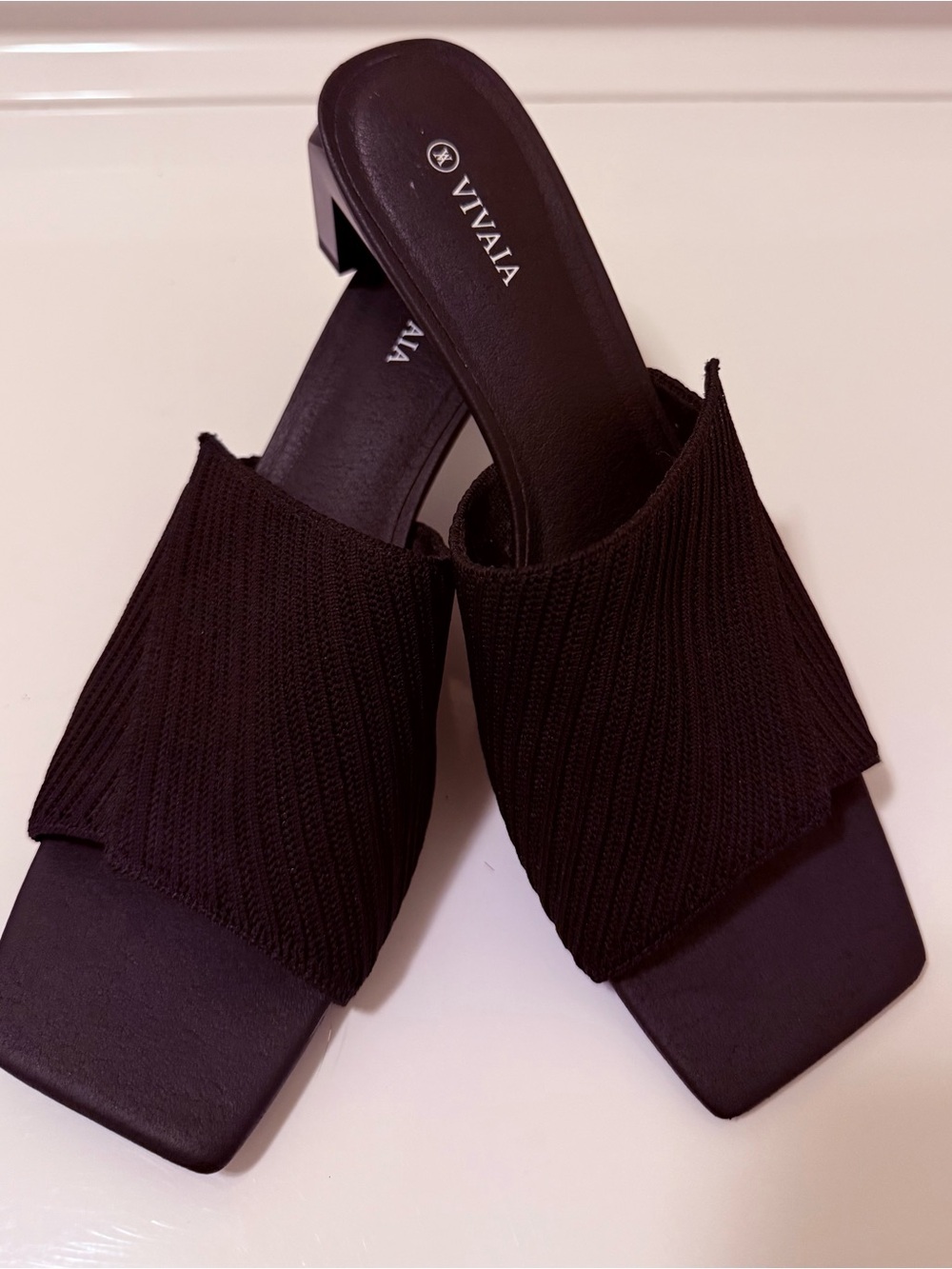 ViVaia square heels jade pro 42Eu. 10 us